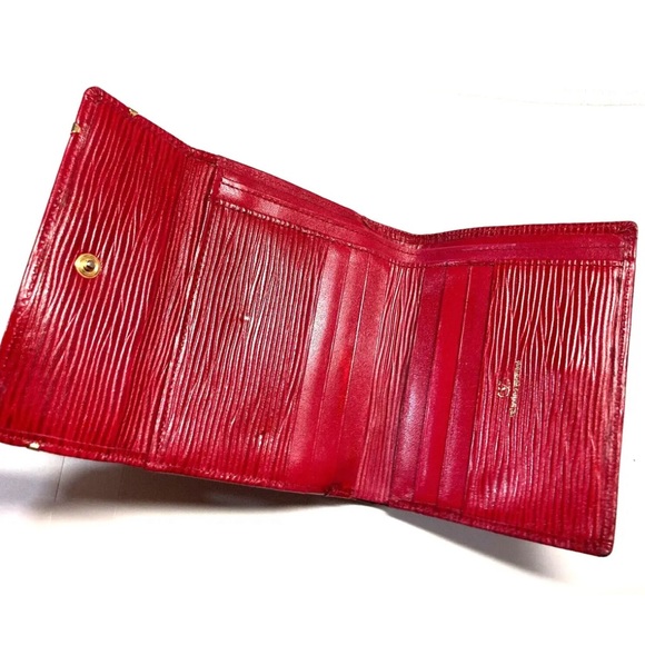 VALENTINO GARAVANI VINTAGE EMBOSSED LEATHER COMPACT WALLET - Picture 6 of 16